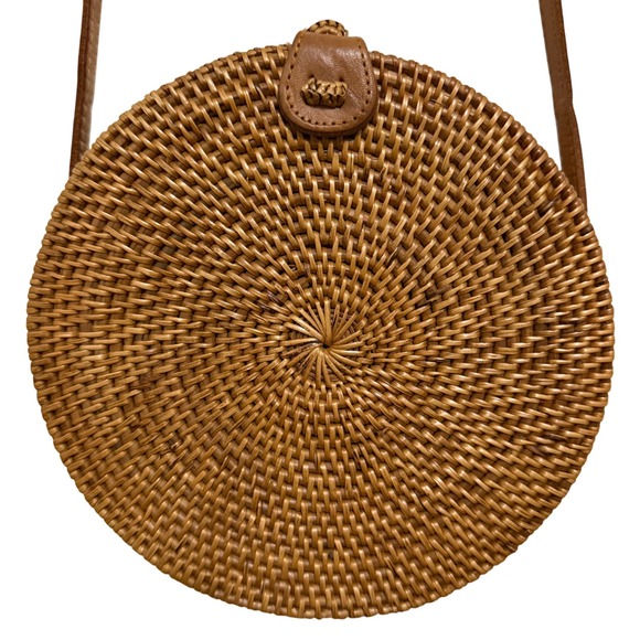 STRAW STUDIOS - Round Rattan Woven Straw Round Crossbody Bag - Picture 7 of 12